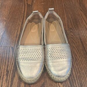 Clarks Artisan Gold Shoes Size 8.5